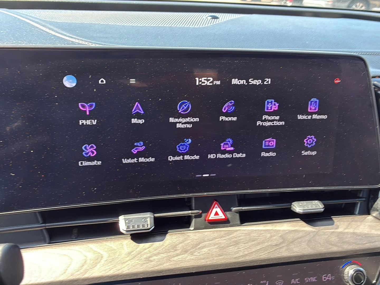 Certified Used 2023 Dawning Red KIA X-LINE PRESTIGE image 32