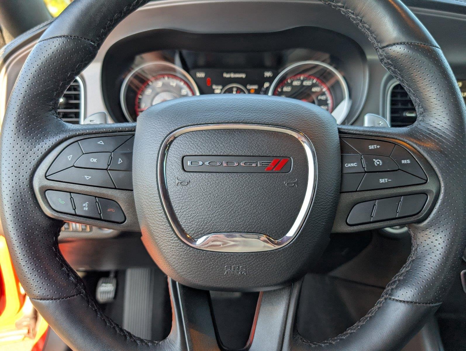Used 2023 Go Mango Dodge Scat Pack image 28
