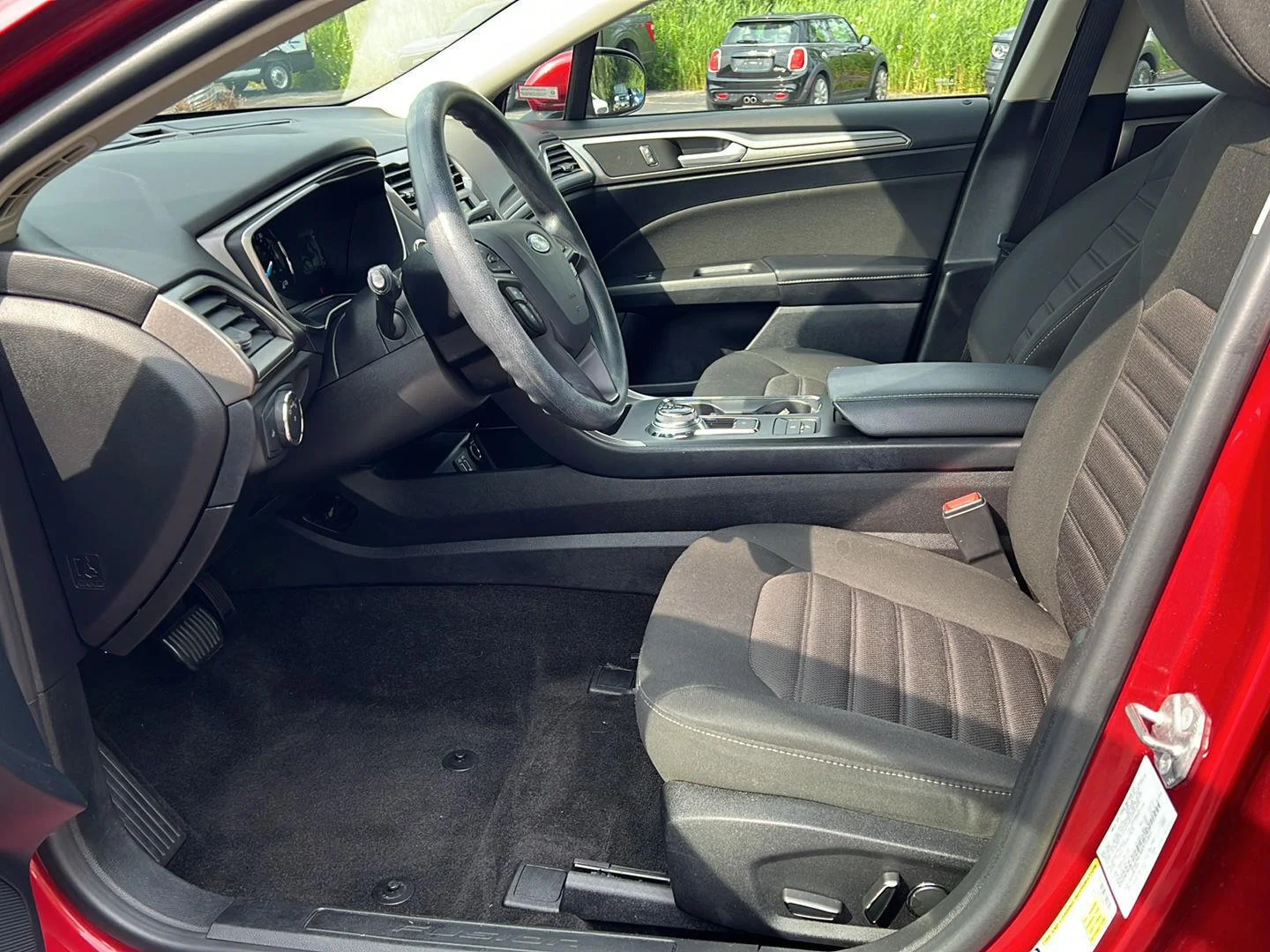 Used 2019 Ruby Red Metallic Tinted Clearcoat Ford SE image 4