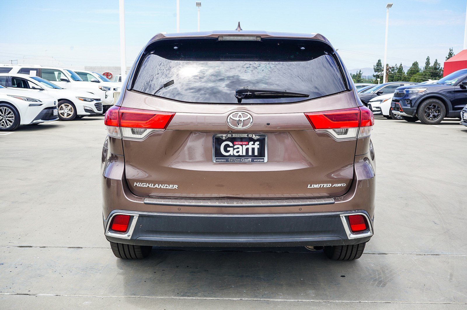 Certified Used 2017 Toasted Walnut Pearl Toyota Limited image 5