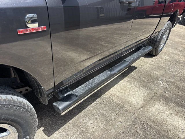 New 2026 Granite Crystal Metallic Clear-Coat Exterior Paint RAM Tradesman image 12
