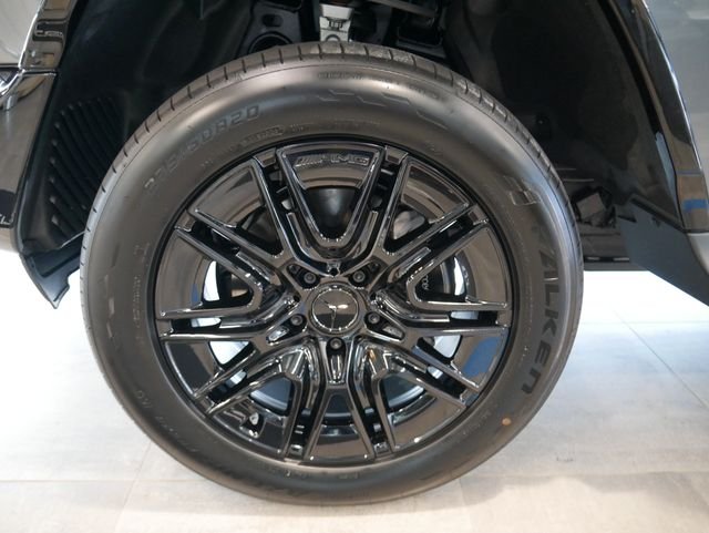 New 2027 Selenite Grey Mercedes-Benz G 580 image 9