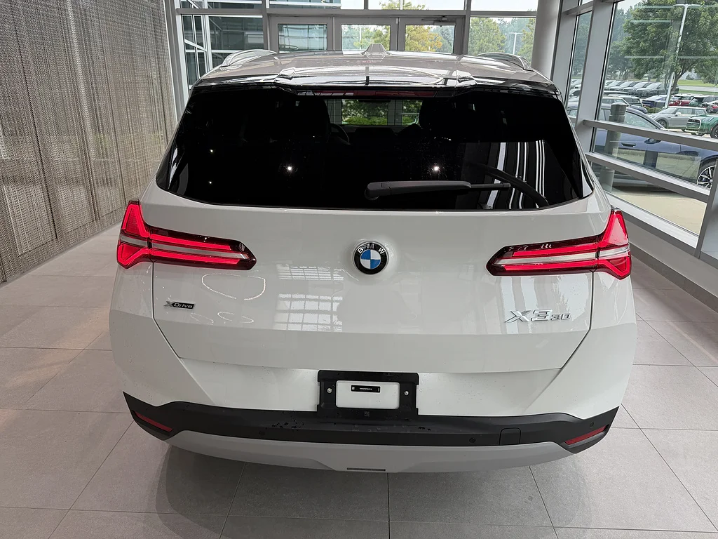 New 2026 Alpine White BMW 30 xDrive image 5