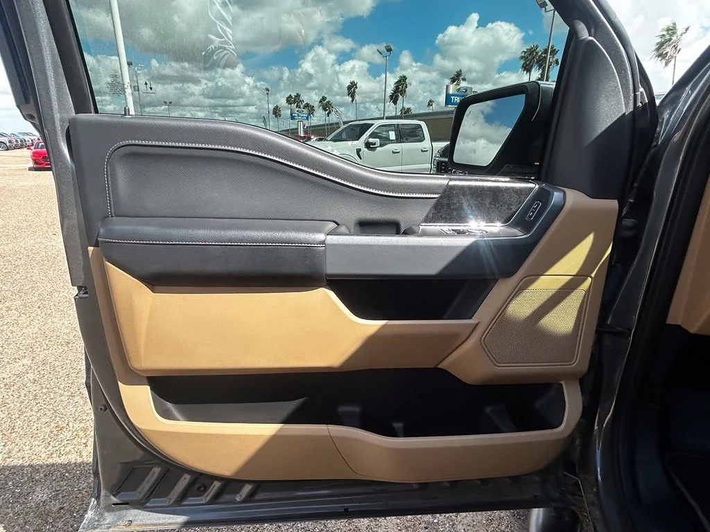 Used 2023 Gray Ford XLT image 11