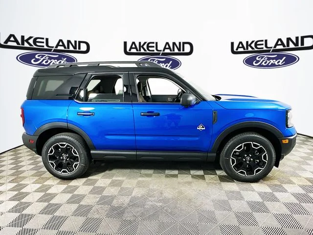 New 2026 Blue Ford Outer Banks image 2