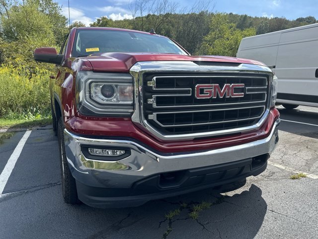 Used 2019 Red GMC SLE image 14