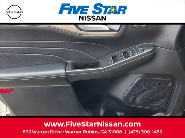 Used 2021 Gray Ford SEL image 30