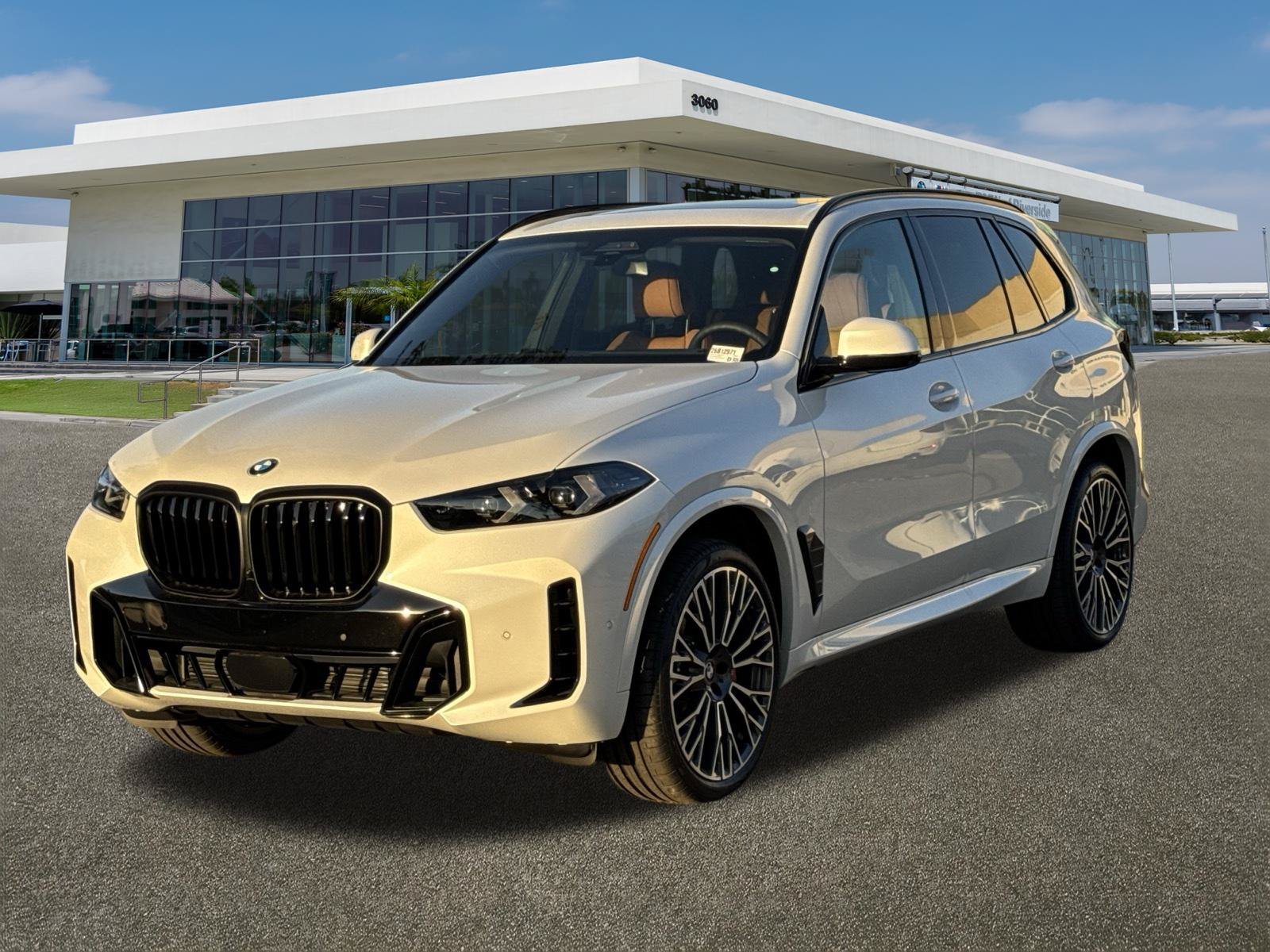 New 2026 Mineral White Metallic BMW sDrive40i image 4