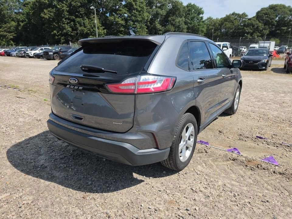 Used 2022 Gray Ford SE image 2