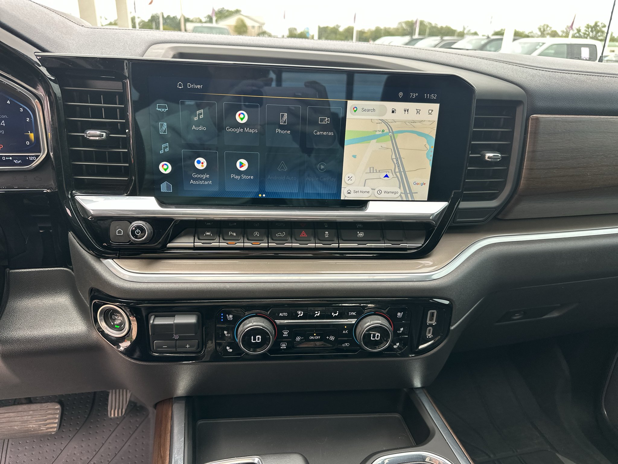 Used 2022 Iridescent Pearl Tricoat Chevrolet High Country image 4