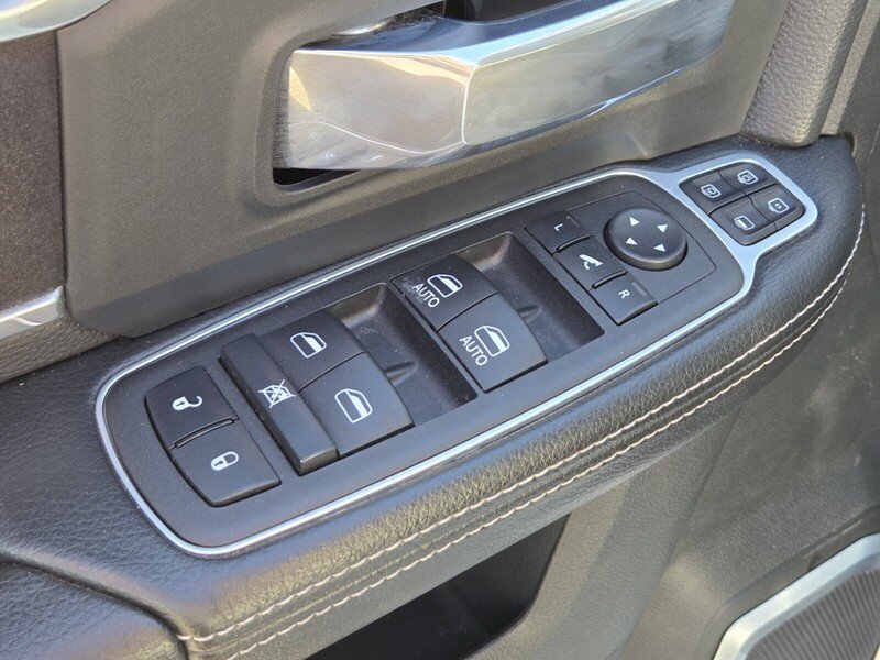 Used 2023 White Ram Laramie image 24