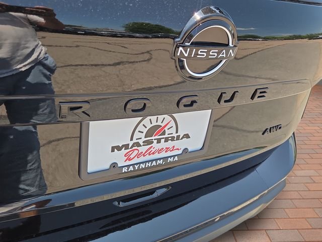 New 2026 Black Nissan Dark Armor image 5