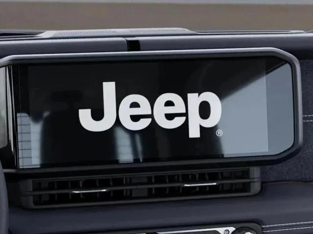 New 2026 Bright White Clear-Coat Exterior Paint Jeep Sahara image 22