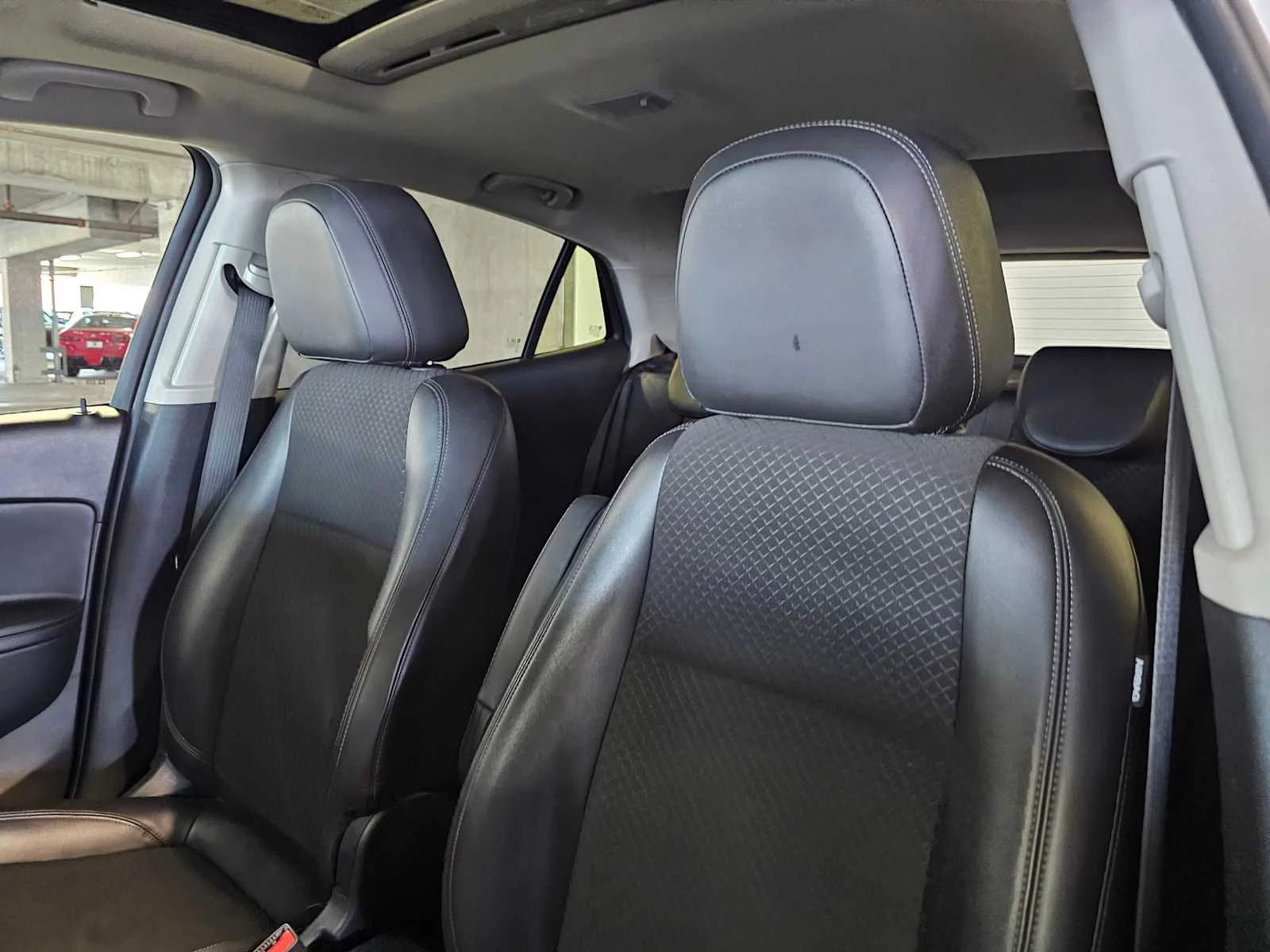 Used 2019 Summit White Buick Sport Touring image 24