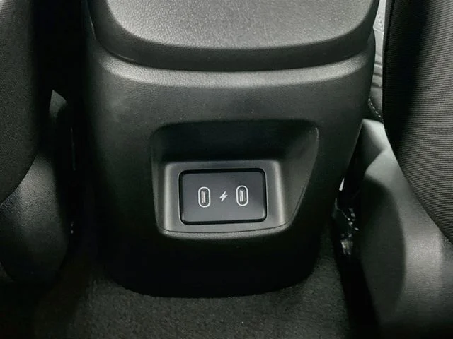 New 2026 Hyundai ELANTRA SE