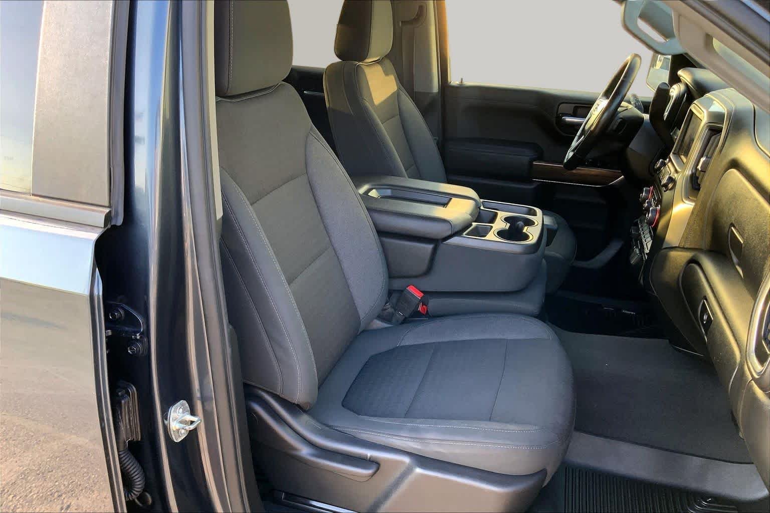 Used 2021 Shadow Gray Metallic Chevrolet LT image 9