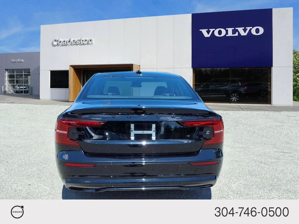 Certified Used 2024 Onyx Black Volvo Plus Black Edition image 4