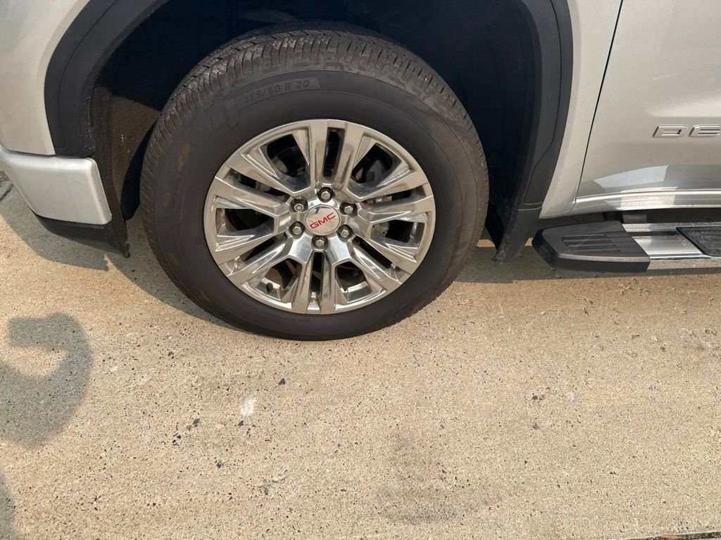 Used 2022 Silver GMC Denali image 11