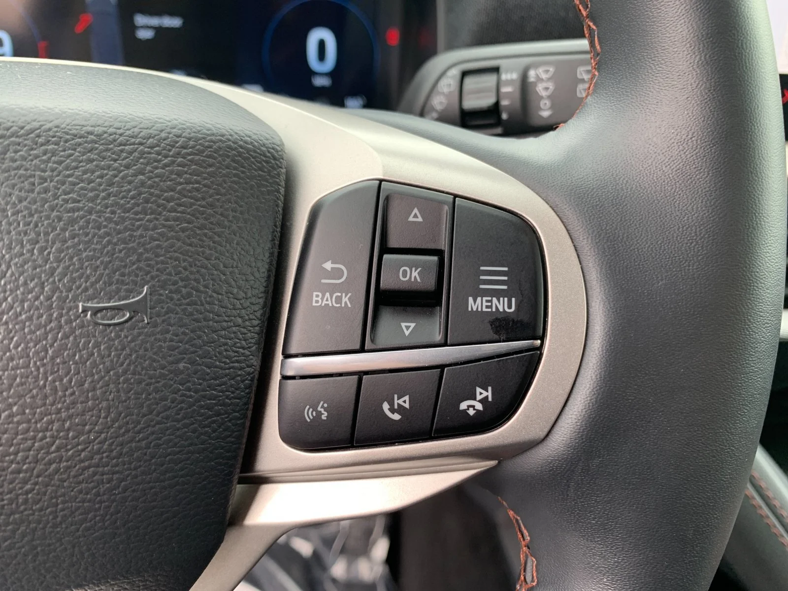 Used 2025 Gray Ford Active image 30