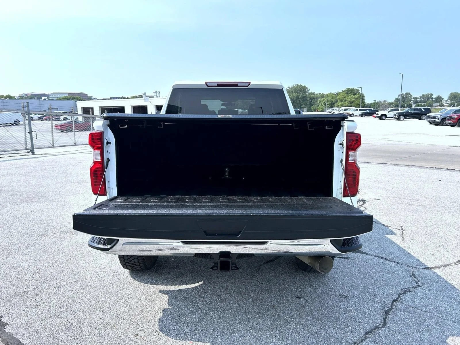 Certified Used 2022 SUMMIT WHITE Chevrolet LT image 22