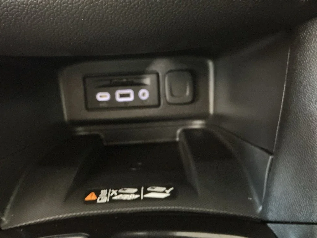 Certified Used 2023 Red Chevrolet Premier image 18
