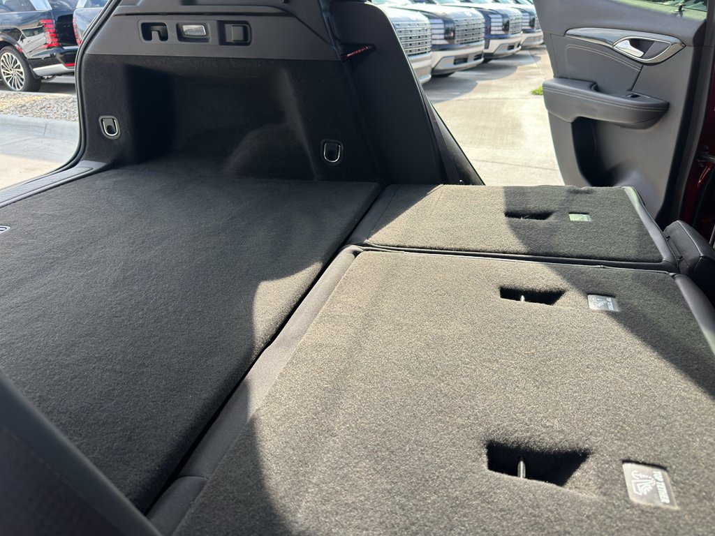 Used 2022  Buick Essence image 36