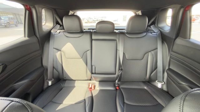 New 2026 Red Hot Pearlcoat Jeep Latitude image 14