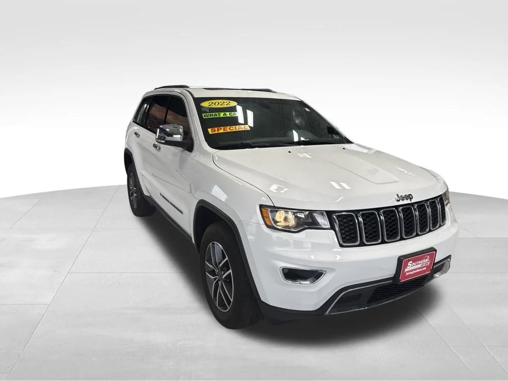 Used 2022 White Jeep Limited image 12