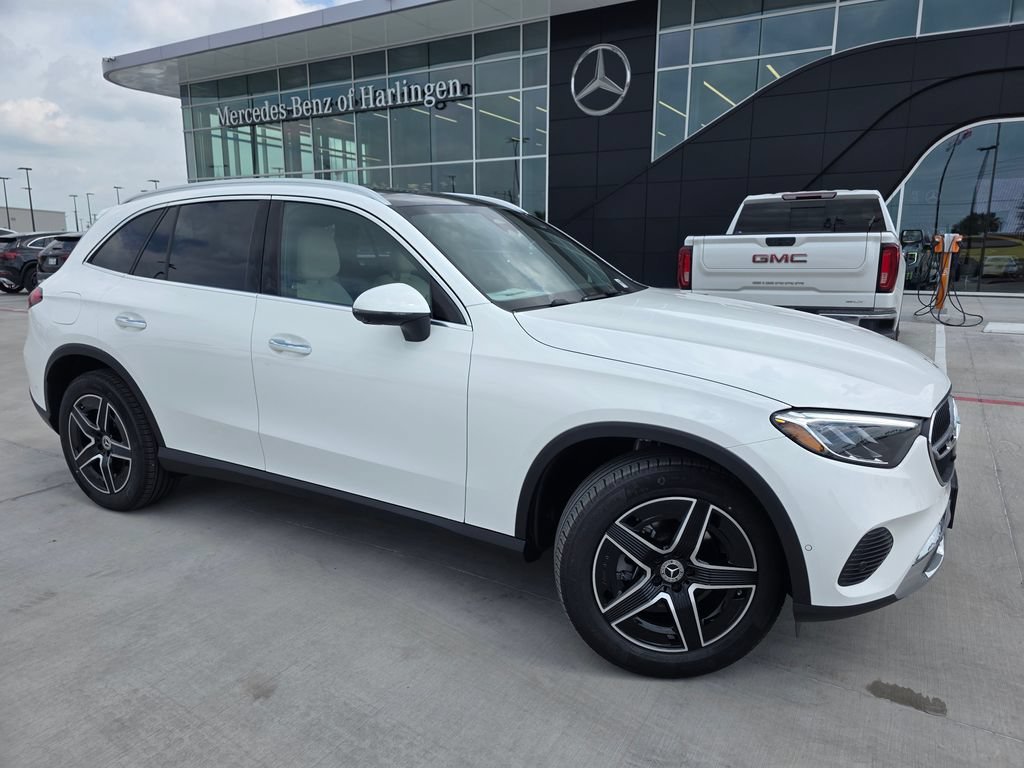 New 2026 Polar White Mercedes-Benz GLC 300 image 30
