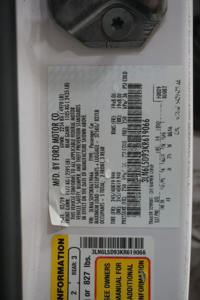 Used 2019 WHITE Lincoln Reserve I image 39