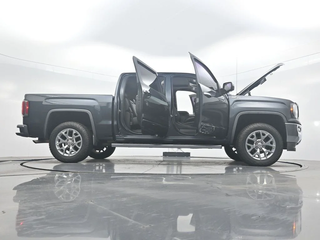 Used 2017 Gray GMC SLT image 42