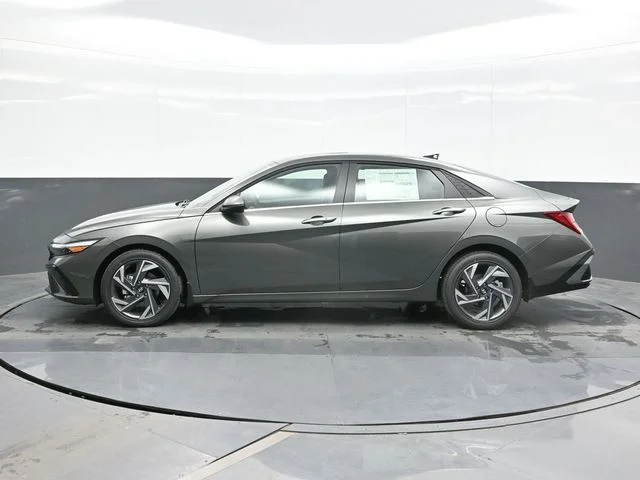 New 2026 Gray Hyundai Limited image 4
