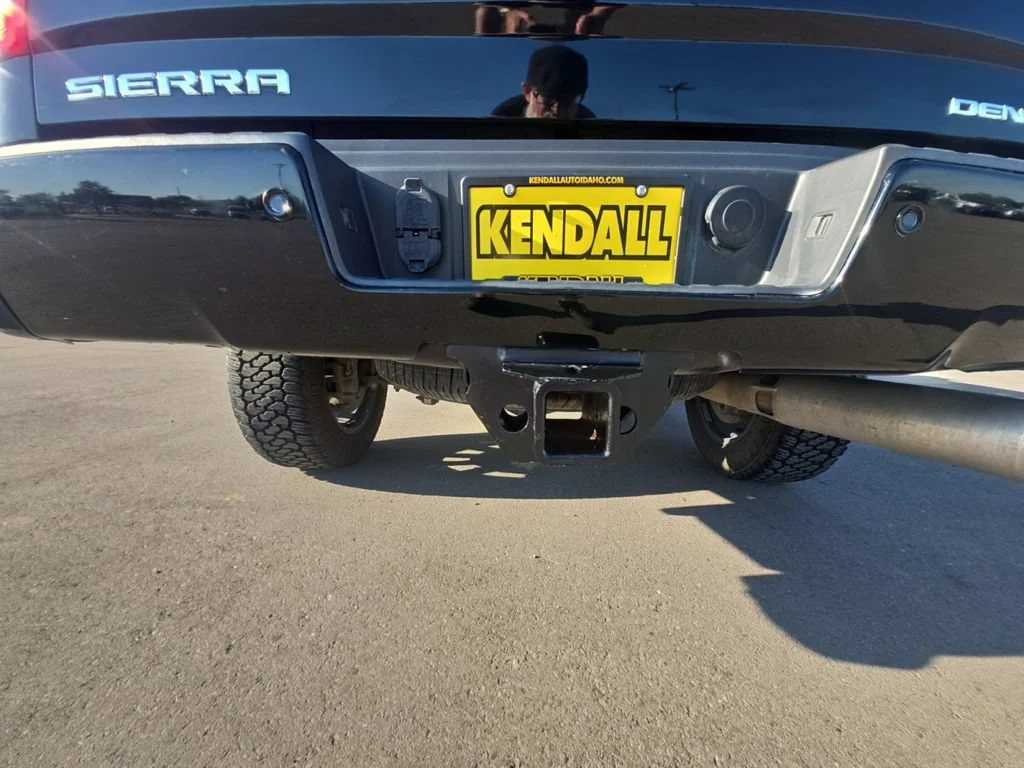 Used 2018 ONYX BLACK GMC Denali image 27