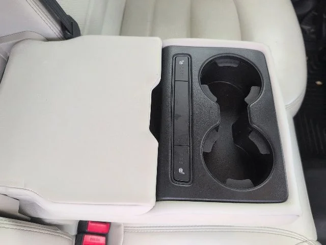 Used 2018 Blue Mazda Grand Touring image 15