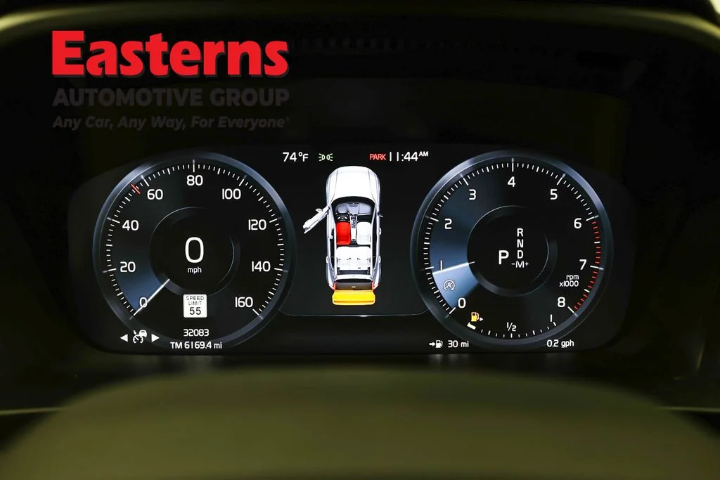 Used 2021 Gray Volvo T4 Inscription image 17