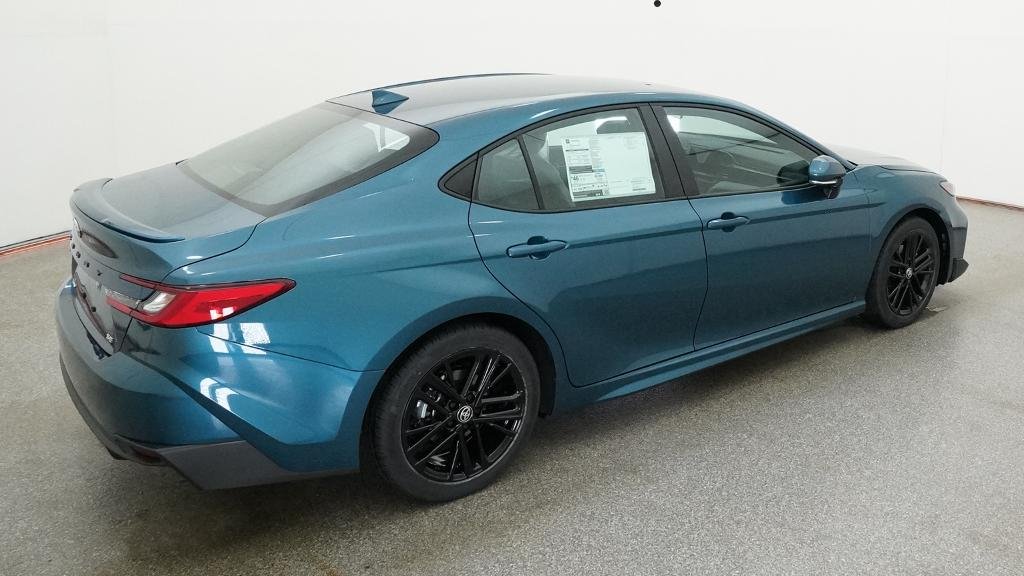 New 2026 Ocean Gem Toyota SE image 18