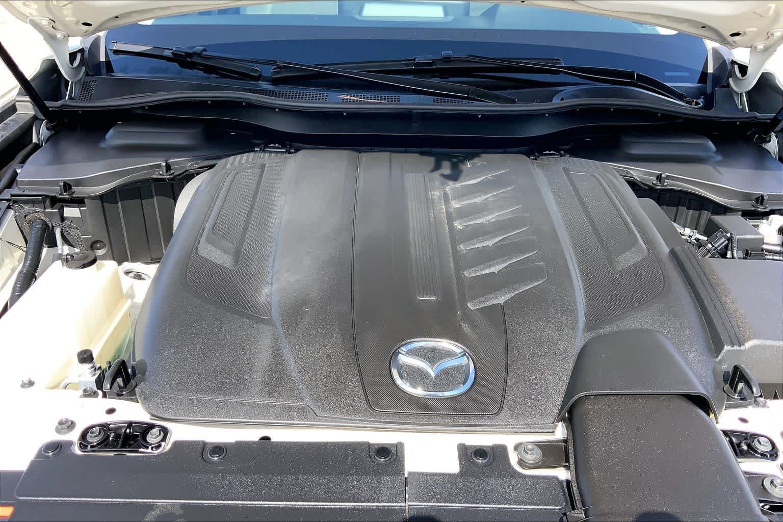 2025 Mazda CX-90 Preferred Package - Photo 32