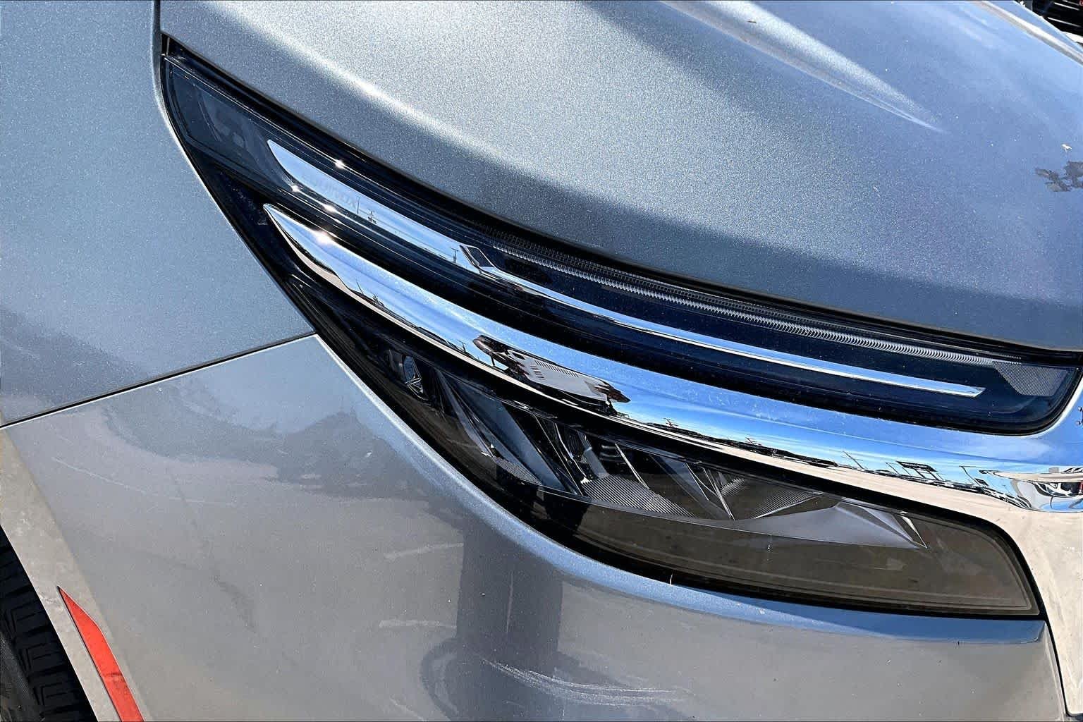 Used 2024 Sterling Gray Metallic Chevrolet LT image 28
