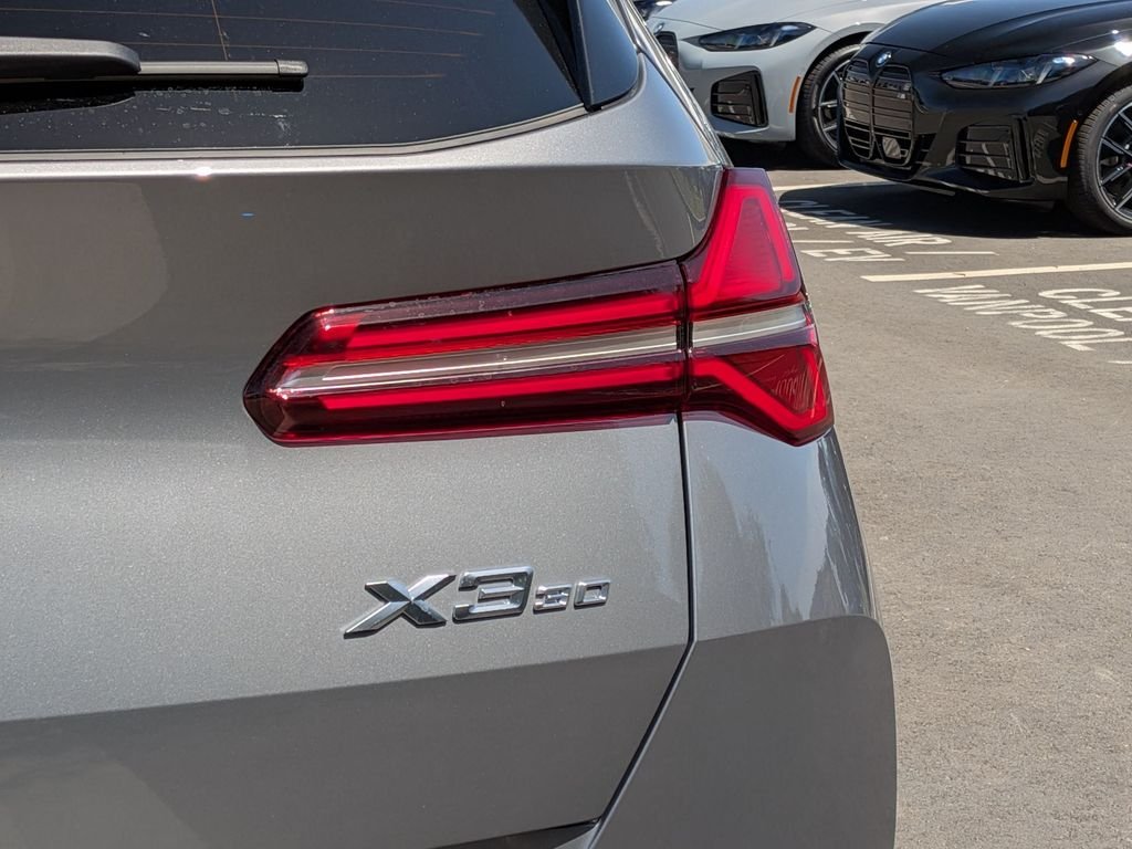 New 2026 Skyscraper Grey Metallic BMW 30 xDrive image 26