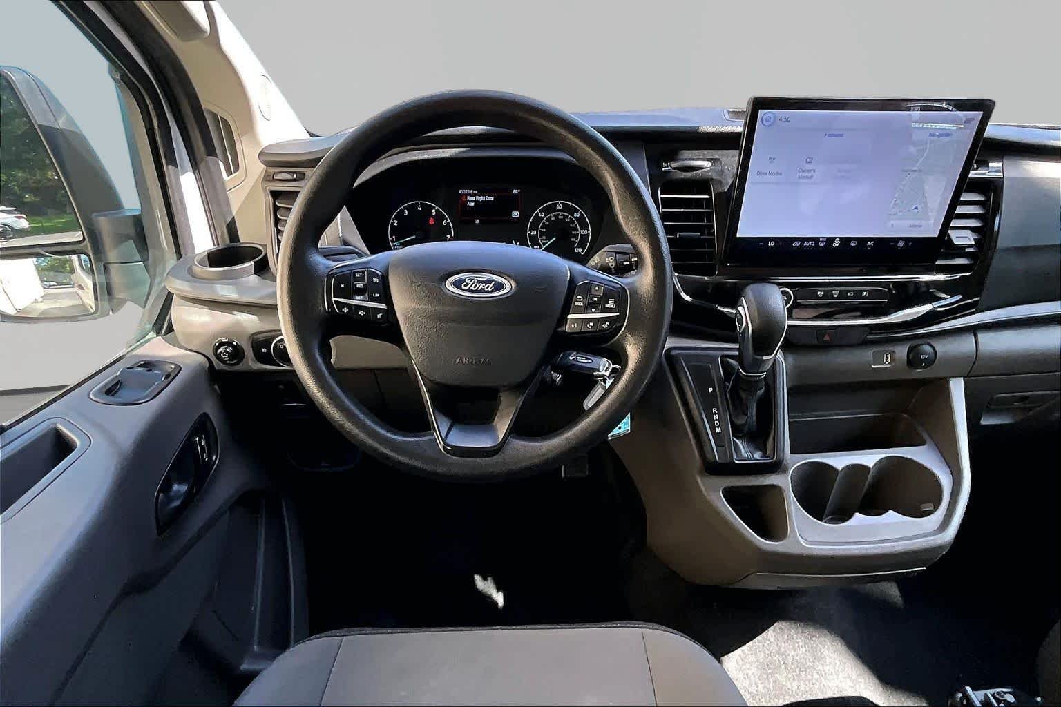 Pre-Owned 2023 Ford Transit Passenger Wagon XLT