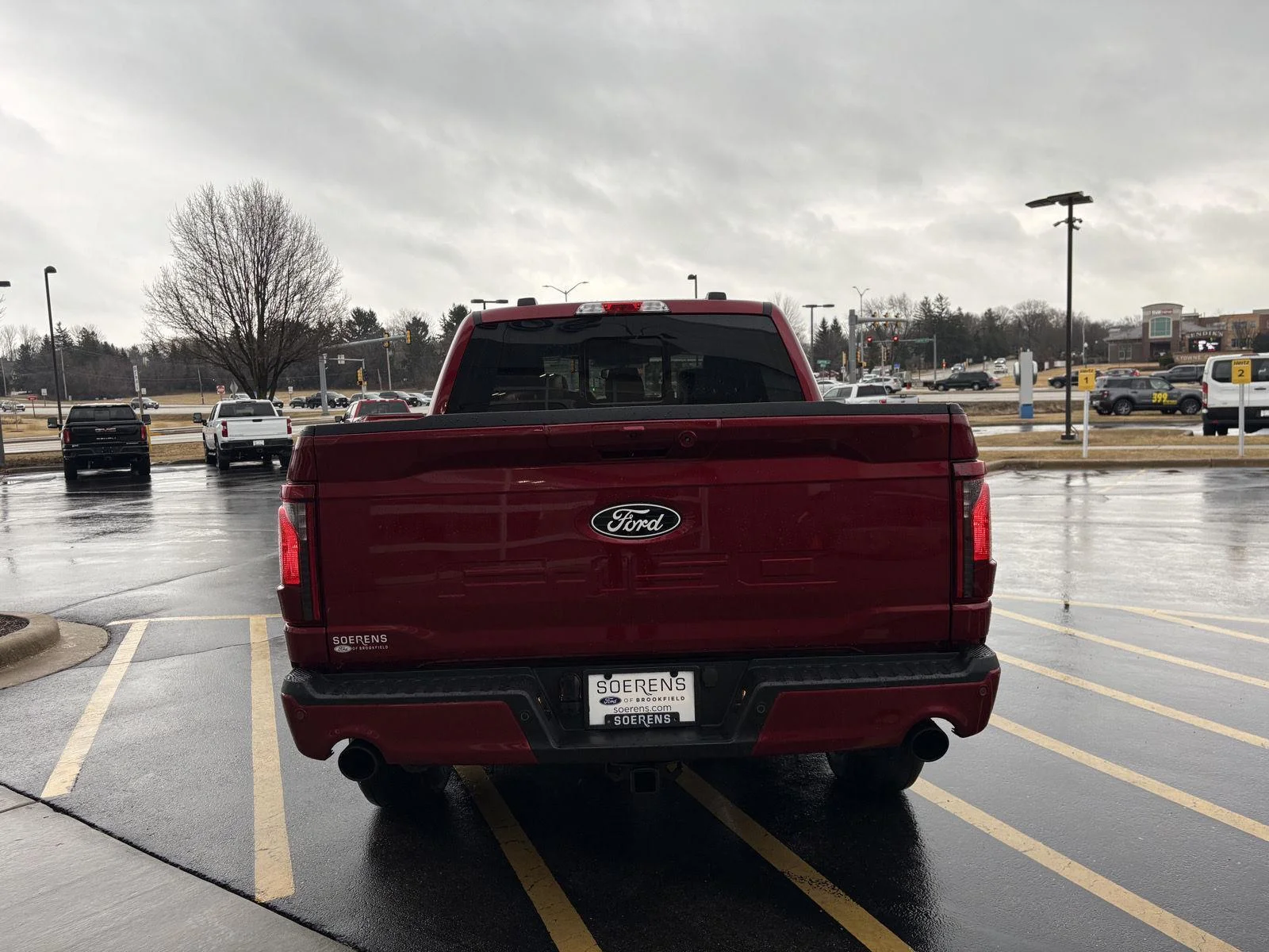 New 2026 Ruby Red Metallic Tinted Clearcoat Ford XLT image 5