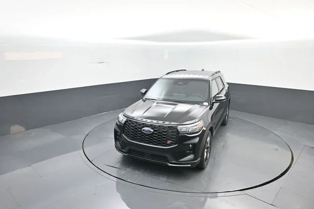 New 2026 Black Ford ST image 25