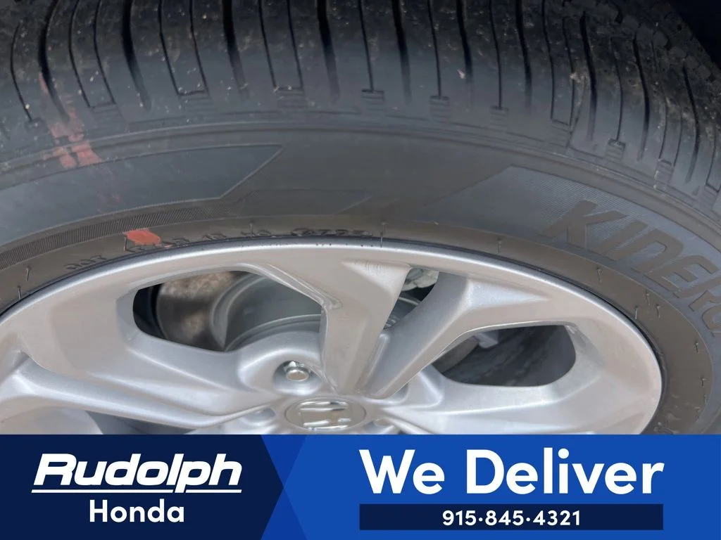 New 2026 Platinum White Pearl Honda LX image 28