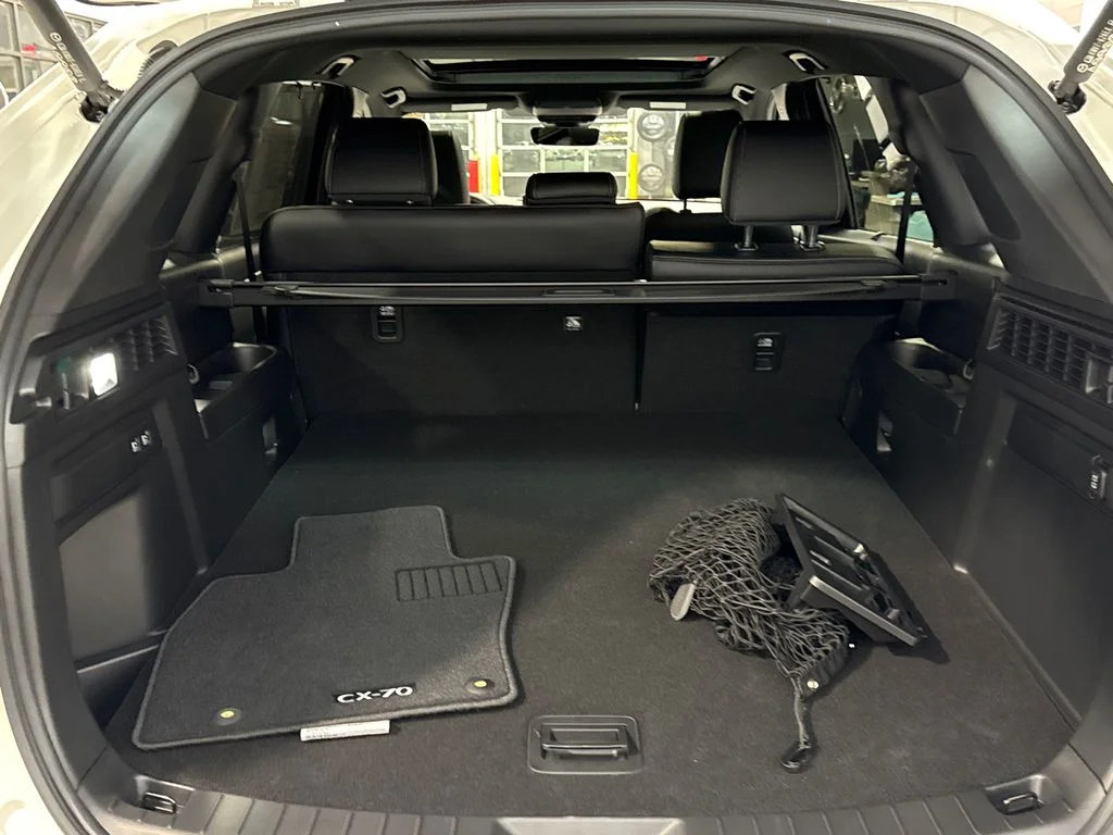 2026 Mazda CX-70 Premium Package - Photo 10