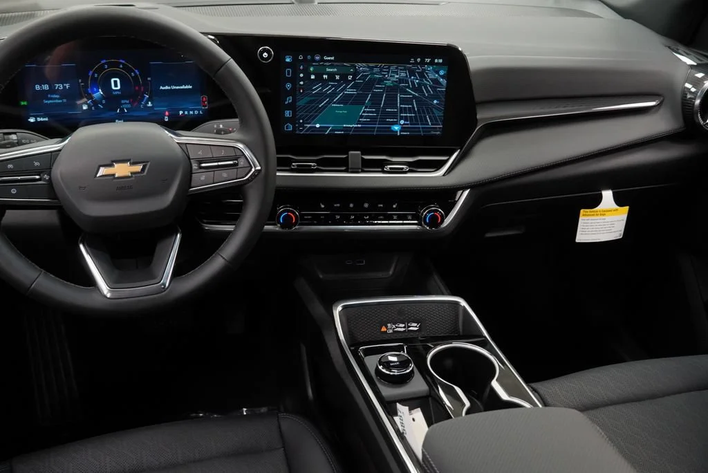 2027 Chevrolet Equinox LT - Photo 14