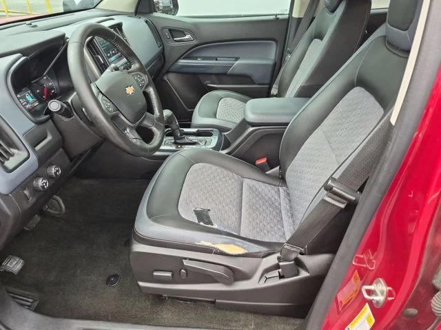 Used 2016 Red Chevrolet Z71 image 15