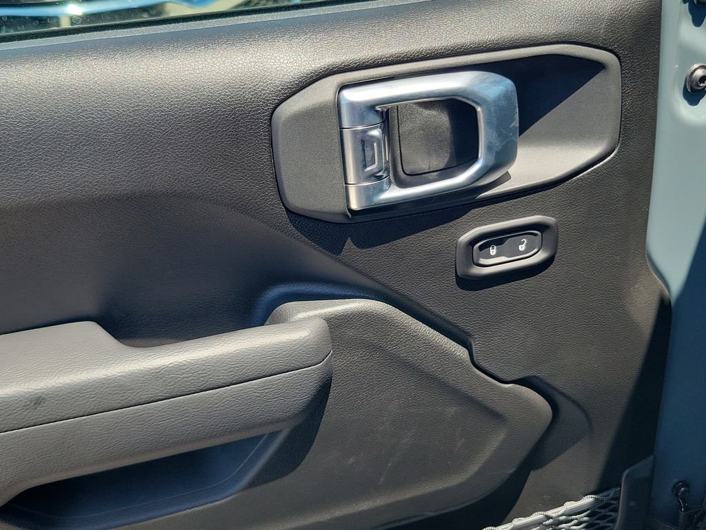 New 2026 Anvil Clear-Coat Exterior Paint Jeep Sport image 15