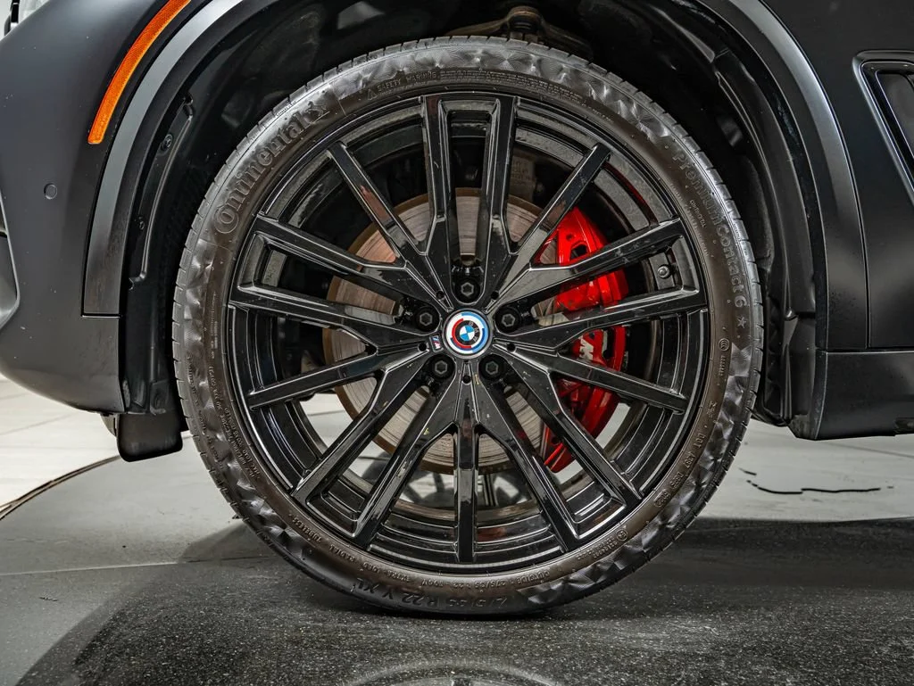 Used 2023 Special Order Color BMW M50i image 10
