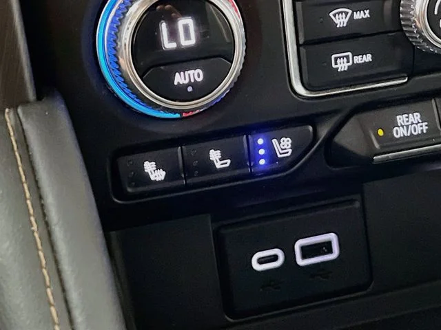 Used 2023 Black GMC AT4 image 21