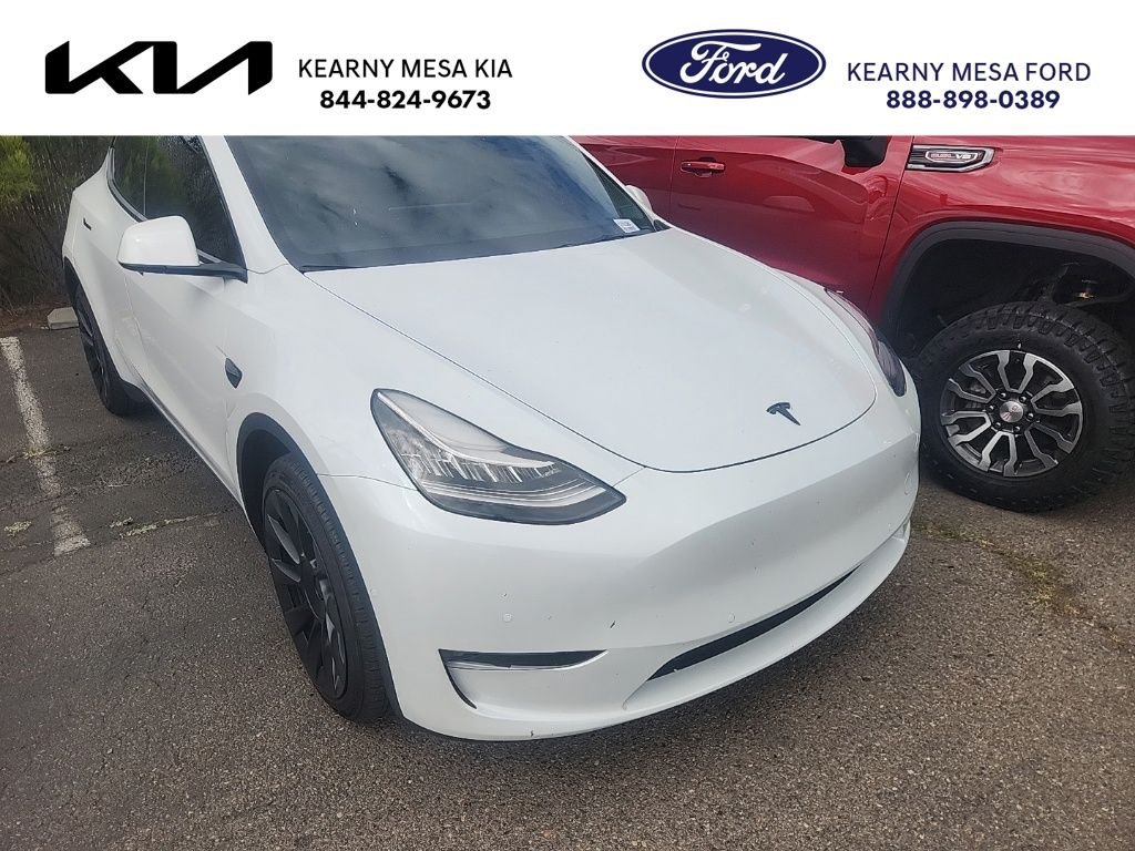 2023 Tesla Model Y Long Range Dual Motor All-Wheel Drive's photo